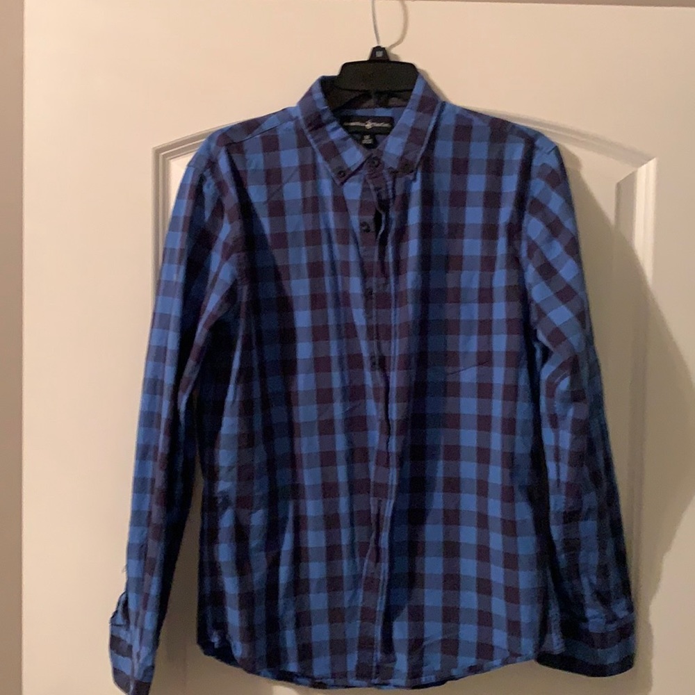 Men’s long sleeve button down shirt